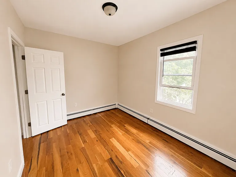 21 Dale St #1 — Photo 14