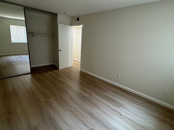 4th image of 11170 Poplar St APT B