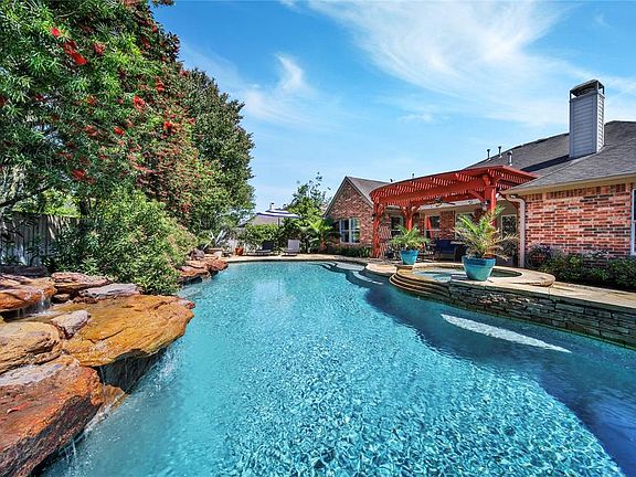 2nd image of 7011 Sunflower Grove Dr