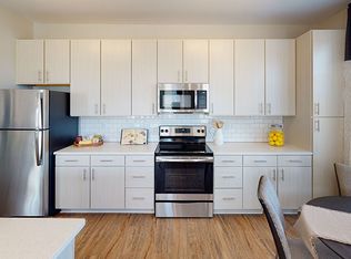 The Manhattan on the River Apartments, Dayton, KY 41074