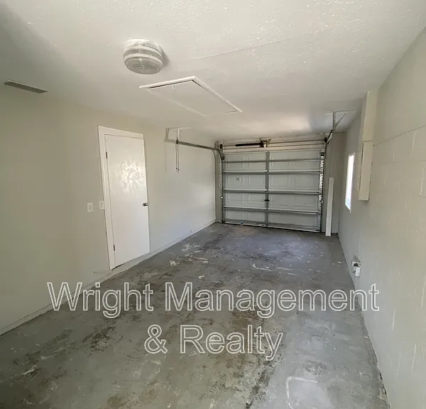 3544 Martell St — Photo 12