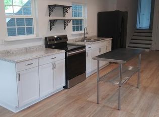 303 Lee Ave #B, Chickamauga, GA 30707