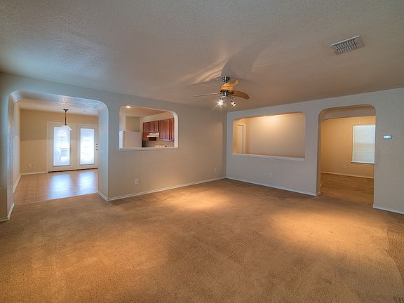 4th image of 10212 Villa Del Lago