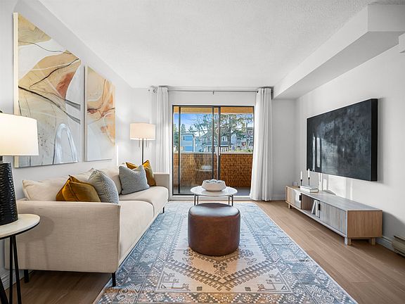 4th image of 975 Broadway E #313
