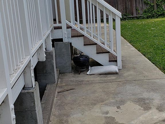 5th image of 642 Myrtle Ave #2
