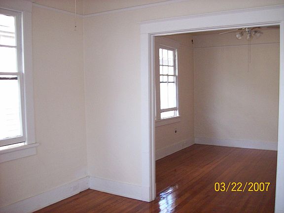 3rd image of 615A Clare Ct
