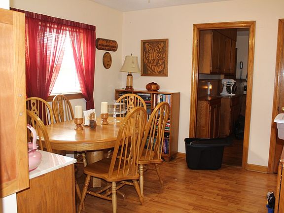 5th image of 1104 Fitch Ln