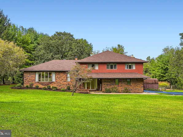 18 Gerwell Ct, Upper Falls, MD 21156