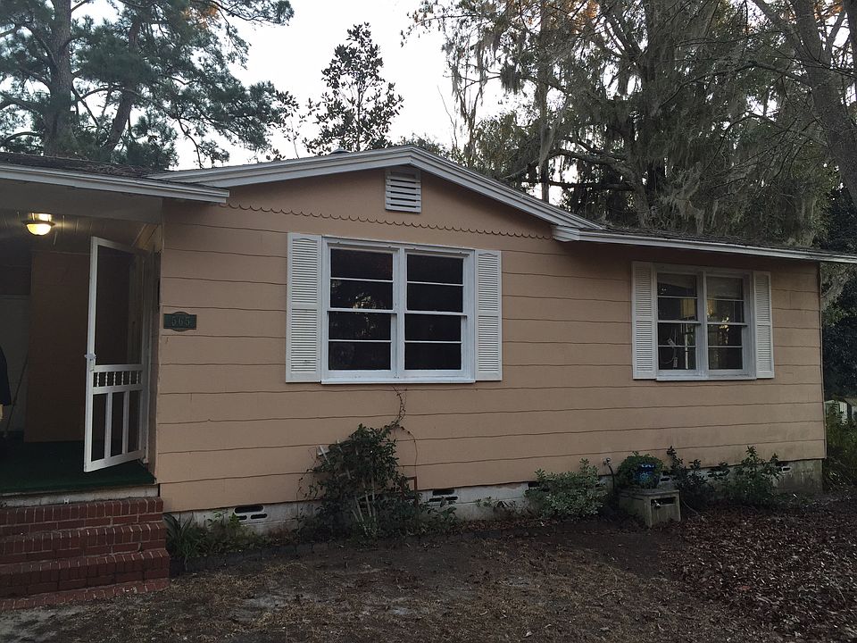 1st image of 565 SW Alamo Dr