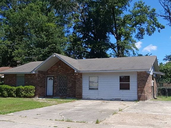 2nd image of 4805 Kisatchie St