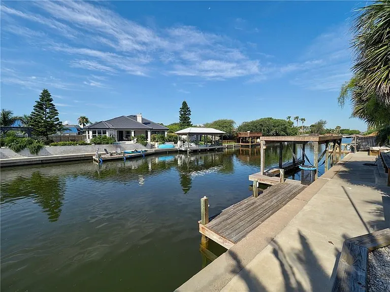 14153 Atascadera Ave — Photo 10