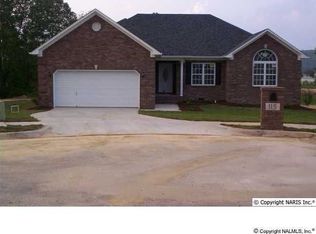 115 Red Sunset Cir, Owens Cross Roads, AL 35763