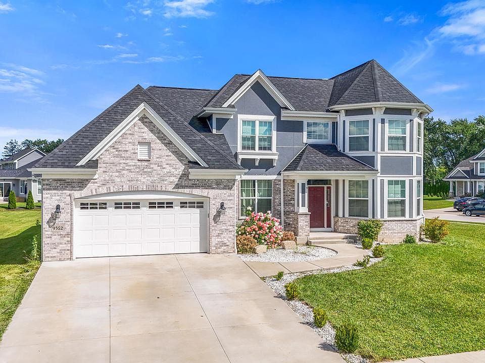 1st image of 9352 S Arbor Creek DRIVE
