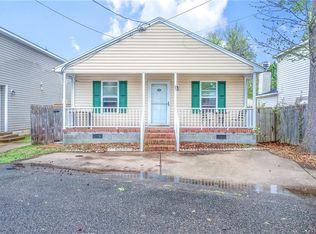 25 Gale Ave, Chesapeake, VA 23323