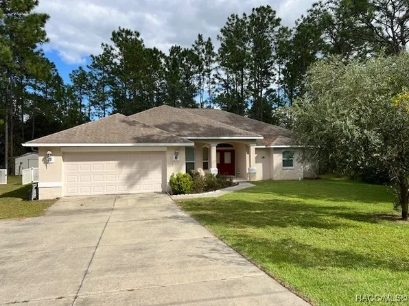 660 N Heathrow Dr, Lecanto, FL 34461