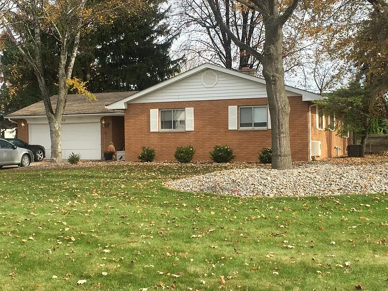 530 Plymouth Rd photo 1