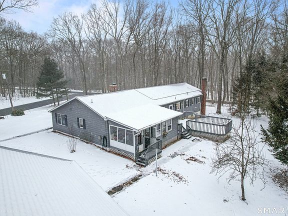 2nd image of 5 Williamsburg Road