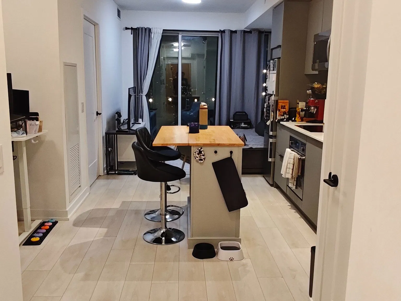 2 bed, $2,200 — Photo 4