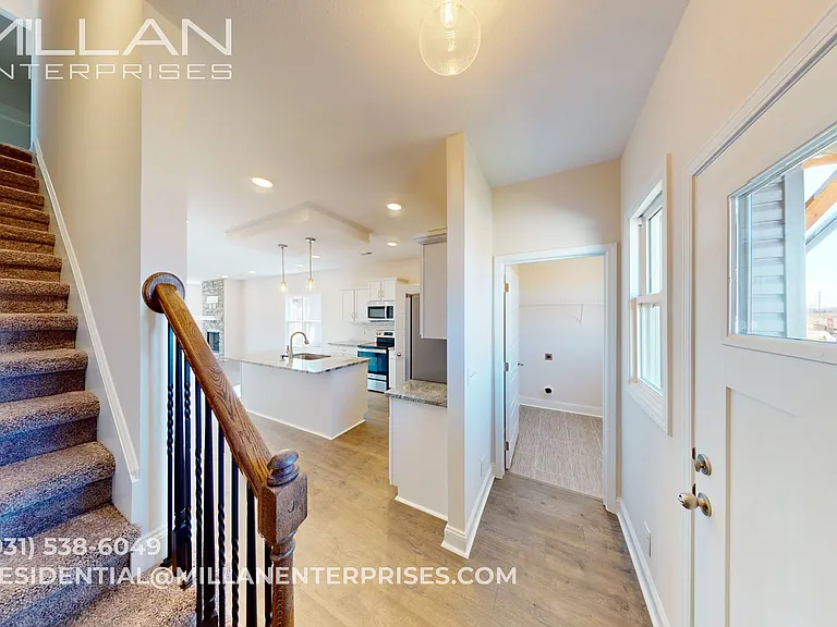 449 Ayden Ln — Photo 2