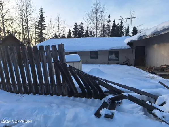 35701 James St, Soldotna, AK 99669