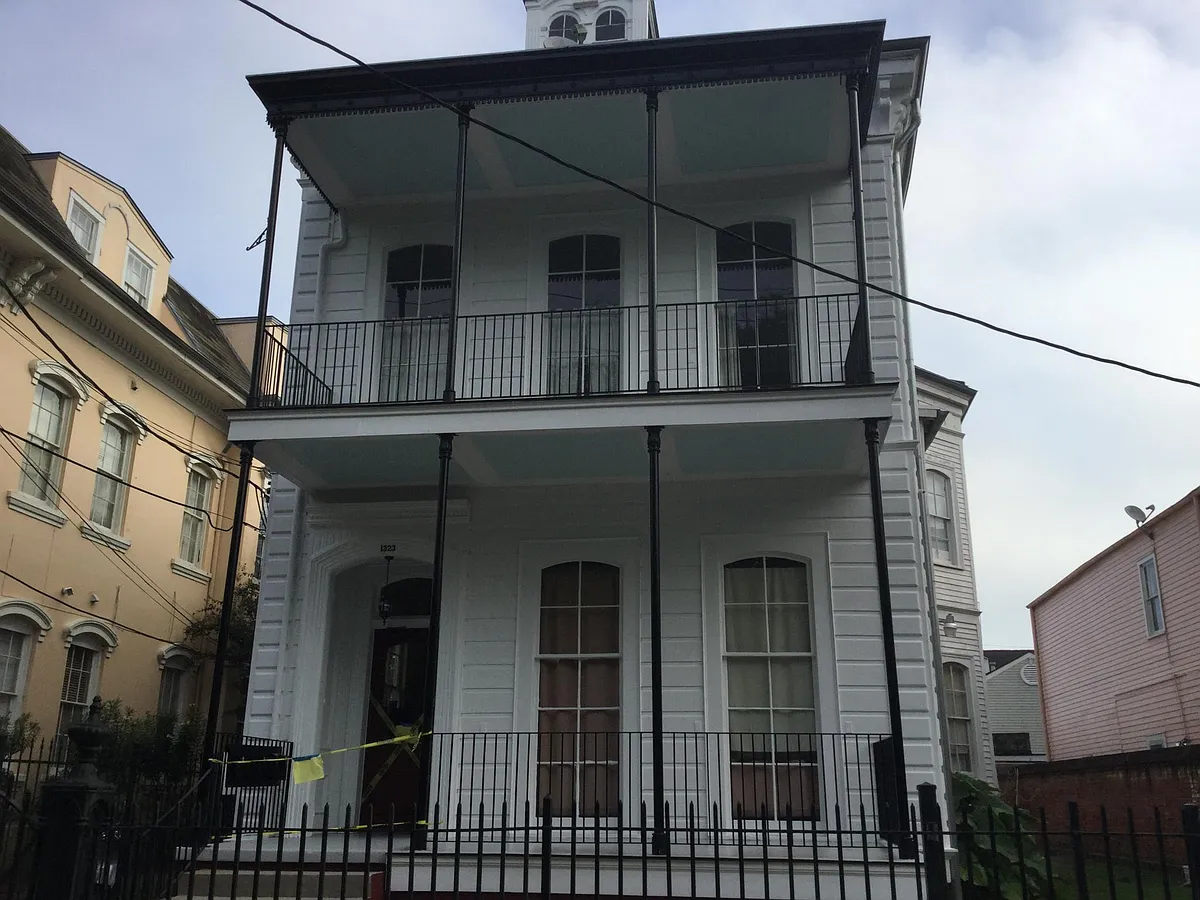 Building Photo - 1323 Saint Andrew St #5