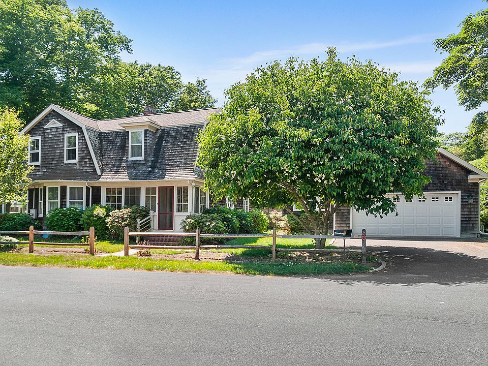 1st image of 182 Newtown Ln