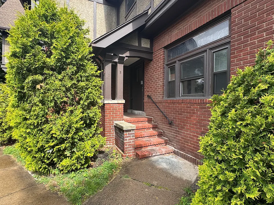 6 Canterbury Rd #1