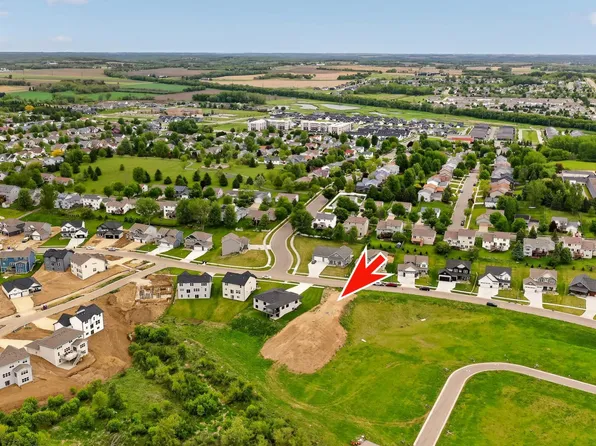 4910 Noble Ln NW, Rochester, MN 55901