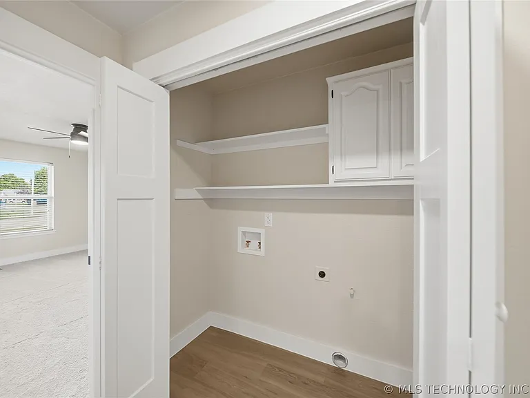 10714 S 86th East Cir — Photo 19