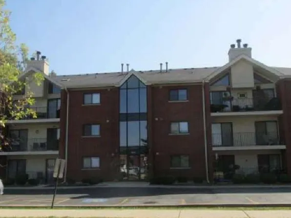 18245 66th Ct #A-2b, Tinley Park, IL 60477