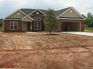 215 Schroer Dr, Byron, GA 31008