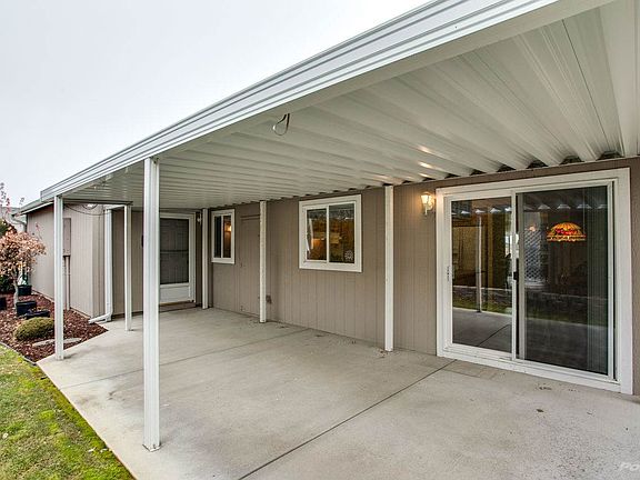 4th image of 523 Nahalee Dr