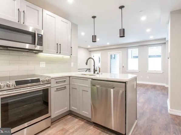 1619 Bainbridge St #1, Philadelphia, PA 19146