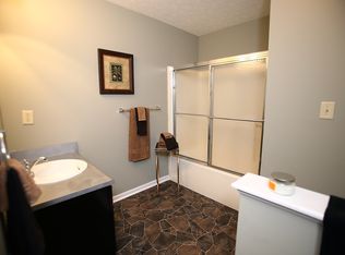 1100 Pine Valley Dr APT 114, Elizabethtown, KY 42701