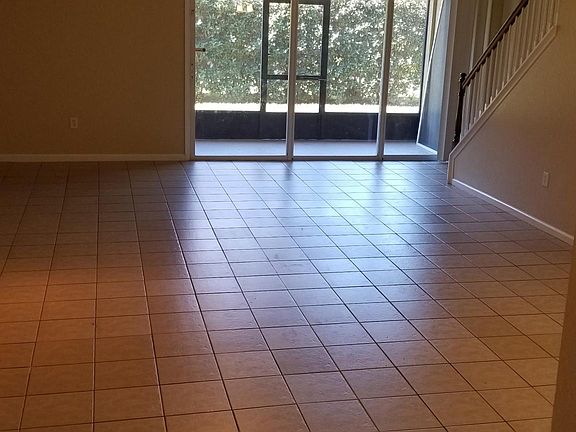 5th image of 2998 Langdon Ln N