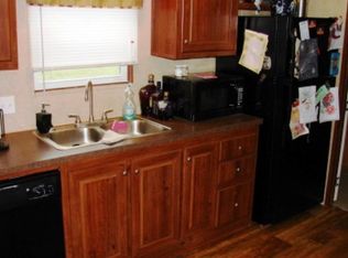 1042 County Road 429, Lolita, TX 77971