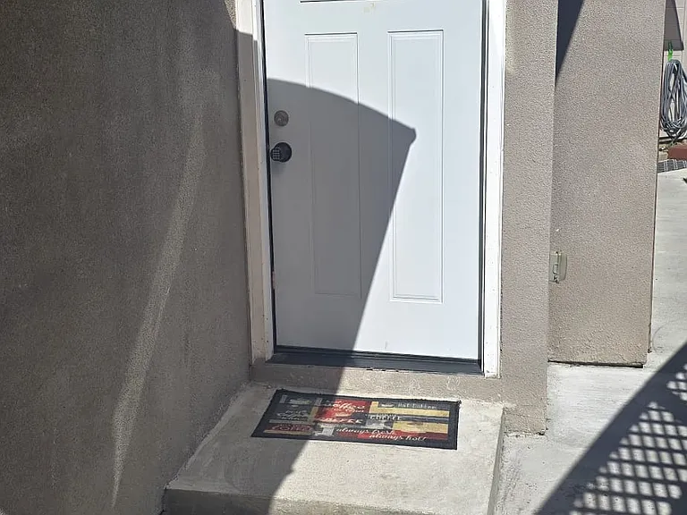 2604 Sierra Vista Ct #115 — Photo 23