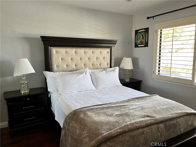 22033 Birds Eye Dr — Photo 32