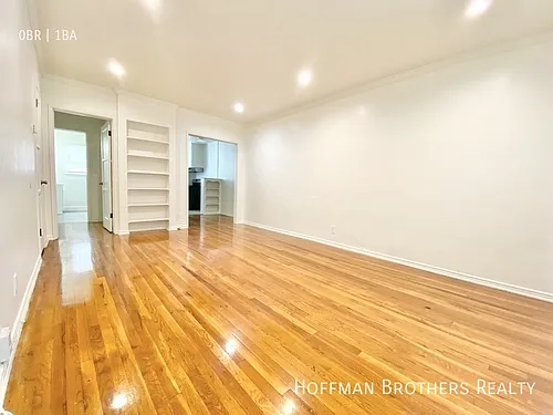512 N Normandie Ave #4 Photo 1