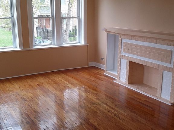 4th image of 1918 S Sawyer Ave #1ST