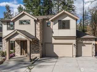 24922 SE 17th Street #1, Sammamish, WA