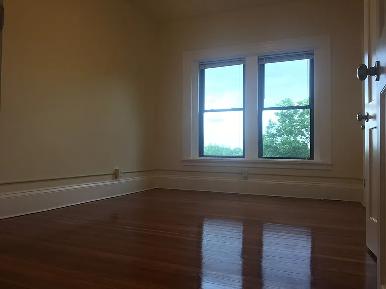 1483 Beacon St #24 — Photo 7