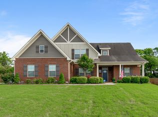 115 Carlton Cash Dr, Hazel Green, AL 35750