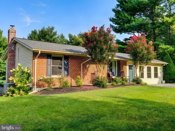 4616 Warpath Dr, Hampstead, MD 21074