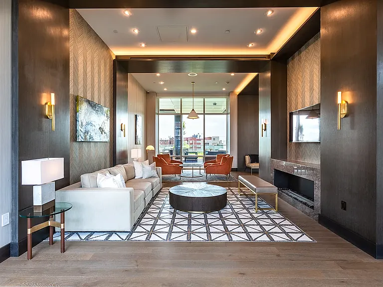 123 Linden Blvd #H12M — Photo 8