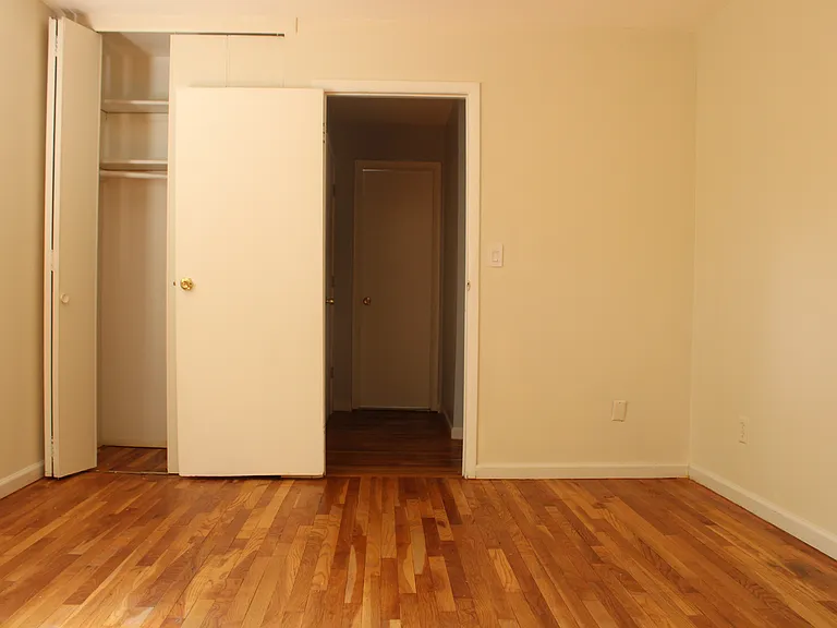 8 Fishkill Glen Dr #A — Photo 12