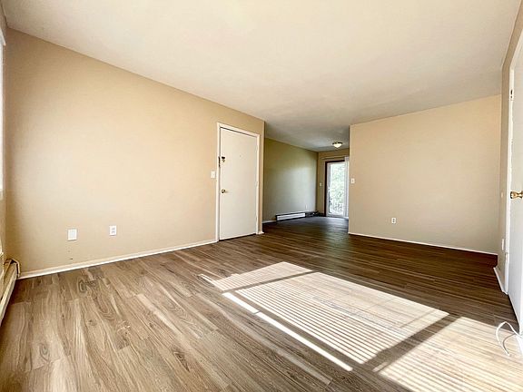 3rd image of 2633 Woodward Ave SW APT E