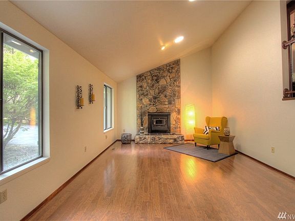 5th image of 1505 Briarwood Ct NW