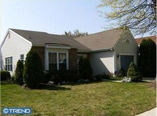 665 Cascade Dr S, Mount Laurel, NJ 08054