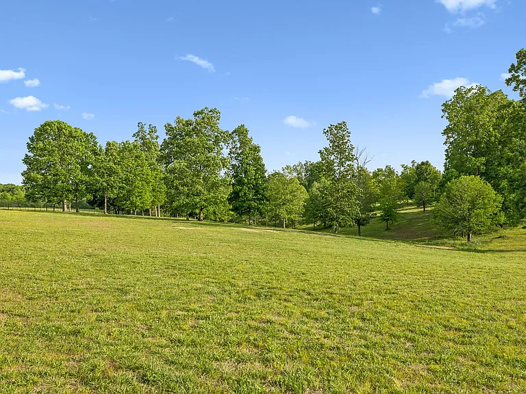 7899 W Lick Creek Rd — Photo 49